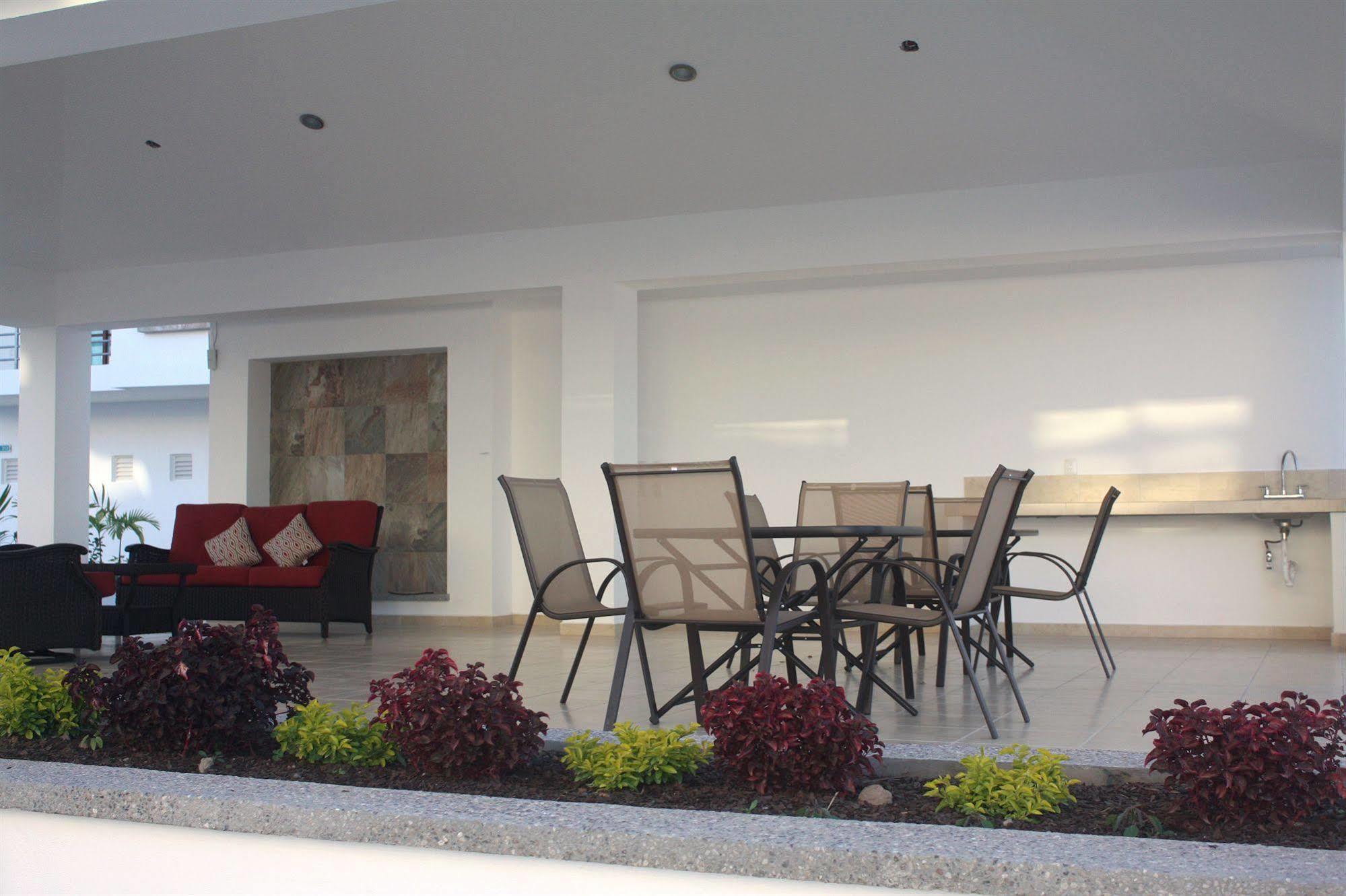 MARENA Suites&Apartments Mazatlán Extérieur photo