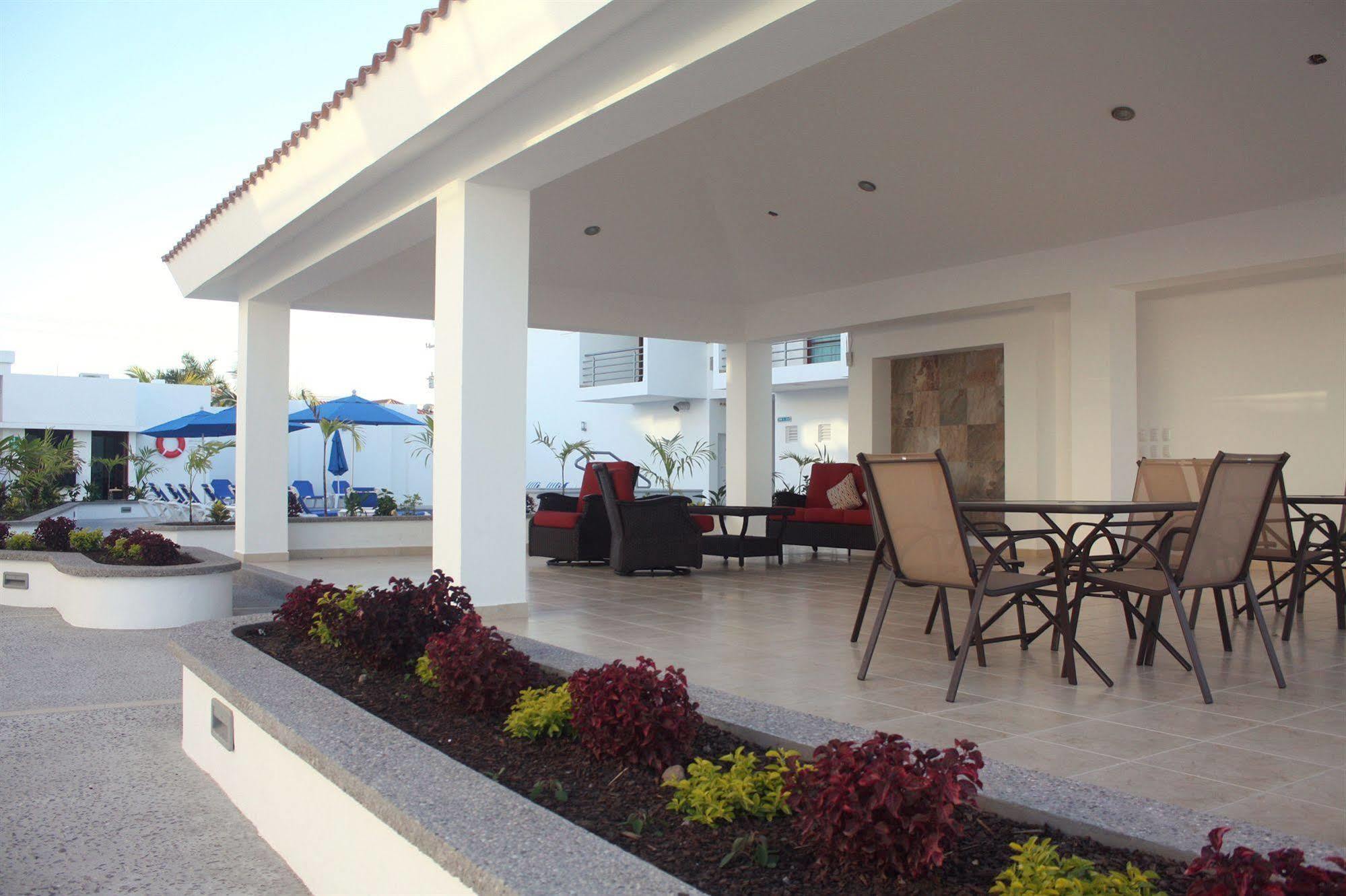 MARENA Suites&Apartments Mazatlán Extérieur photo